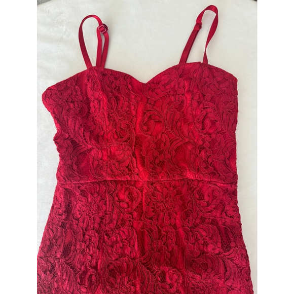 Women's Lulus Red Midi Lace formal Bodycon Dress size EXTRA SMALL - Picture 2 of 9